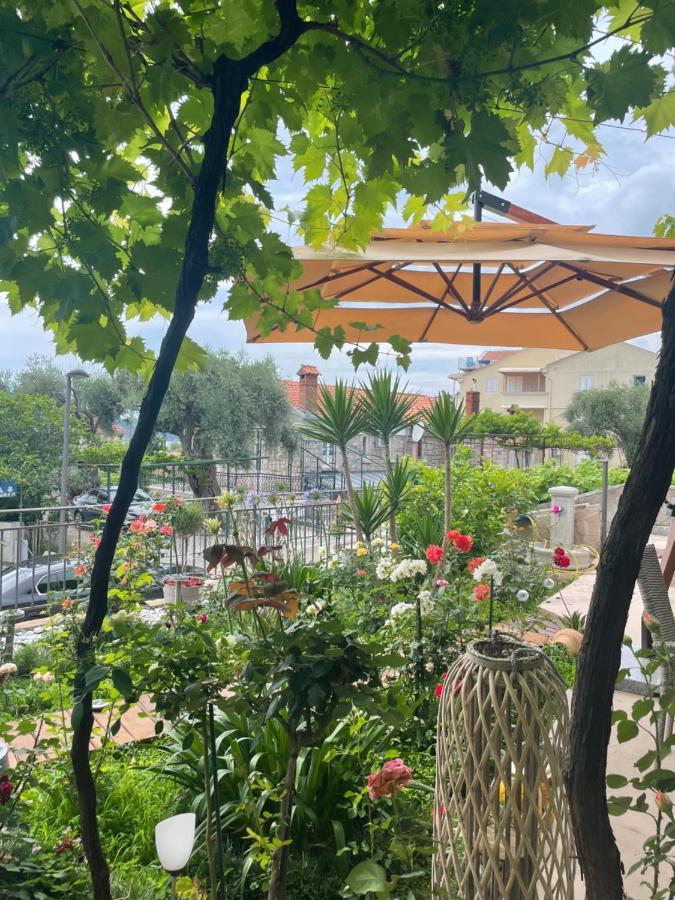 Apartments Kentera Lux Sveti Stefan Eksteriør bilde