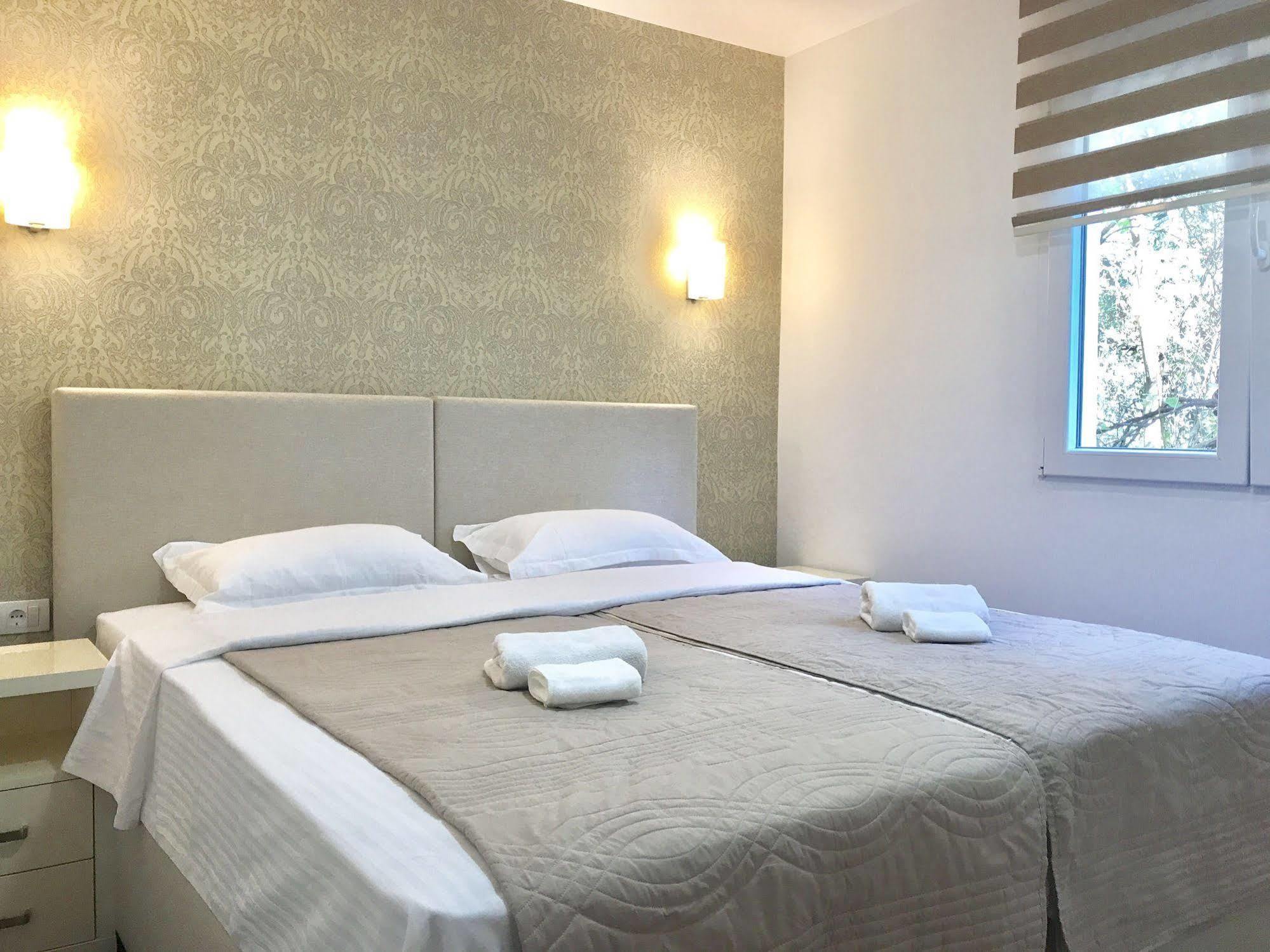 Apartments Kentera Lux Sveti Stefan Eksteriør bilde
